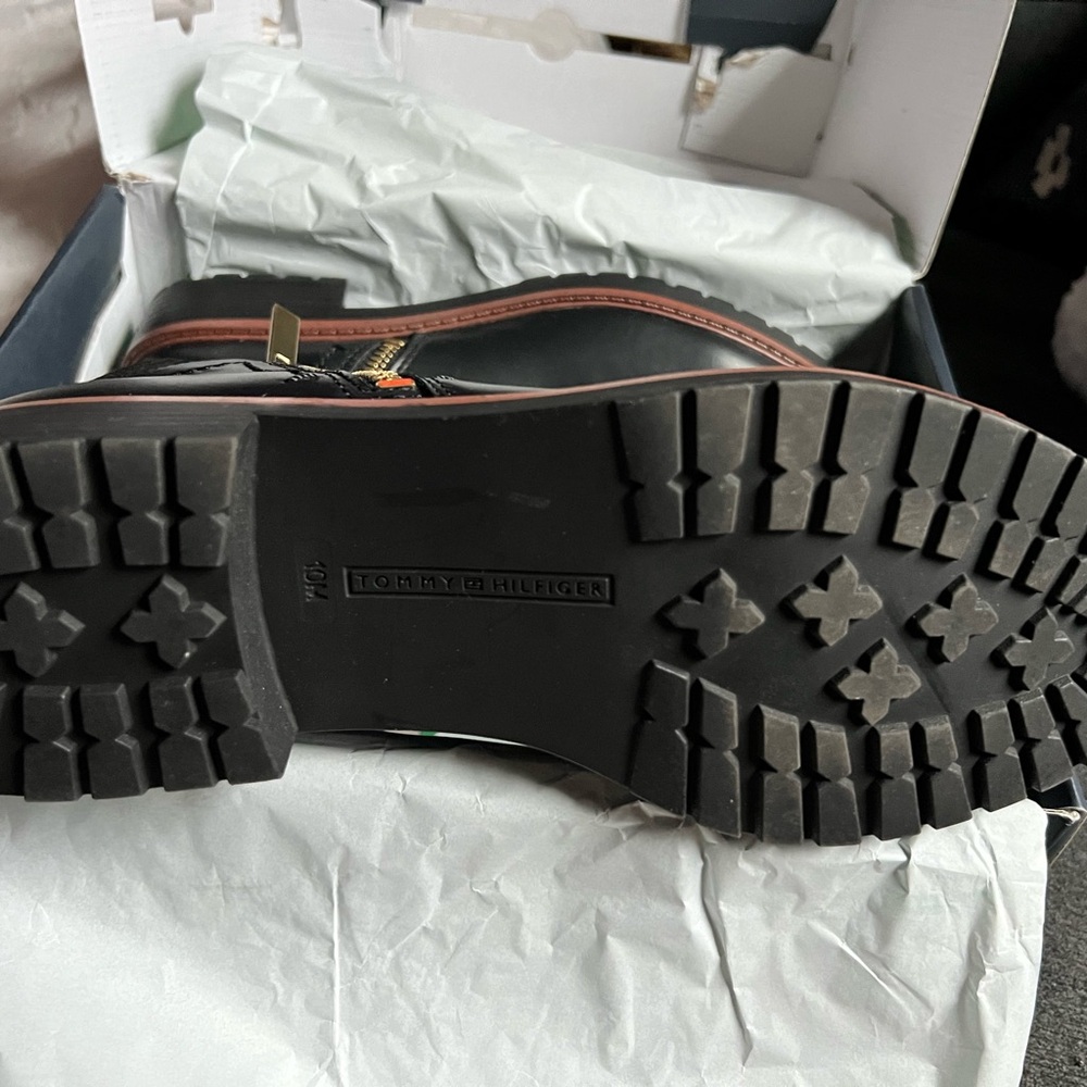 In Good Condition But Not Using It. - image 5